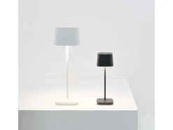 Zafferano OFELIA PRO MICRO Candeeiro de mesa LED Sabbia recarregável e regulável